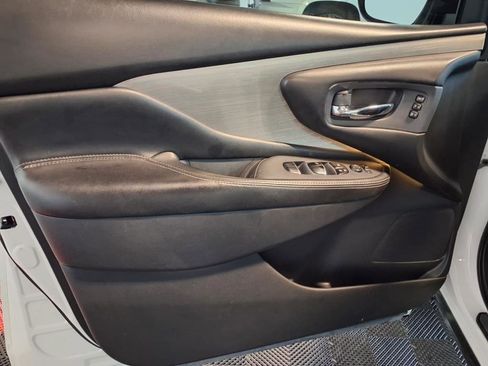 Used 2018 Nissan Murano SL image 18