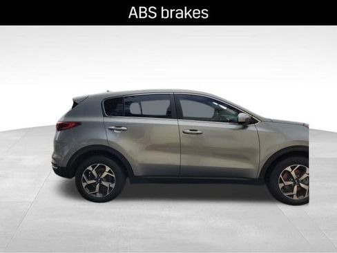 Used 2021 Kia Sportage LX image 5