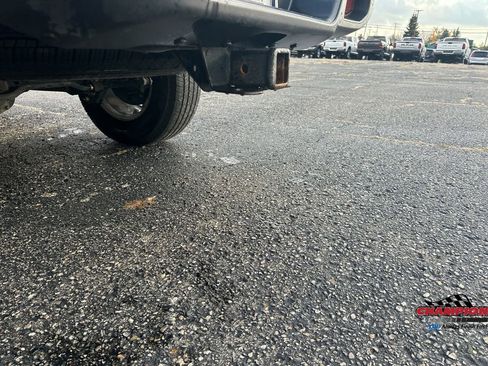 Used 2021 Jeep Gladiator Overland image 27