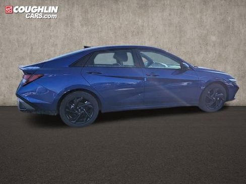 New 2026 Hyundai Elantra Sport FWD image 9