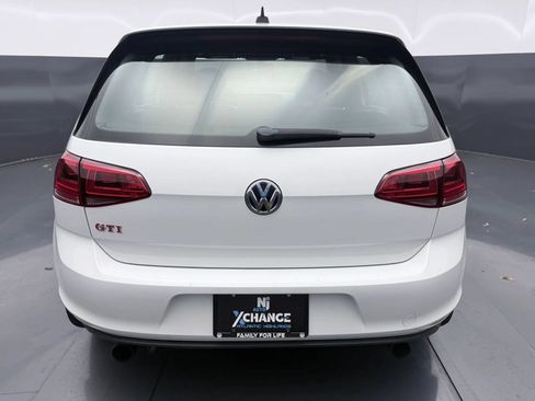 Used 2016 Volkswagen GTI Autobahn w/ Lighting Package (SEL) FWD image 6