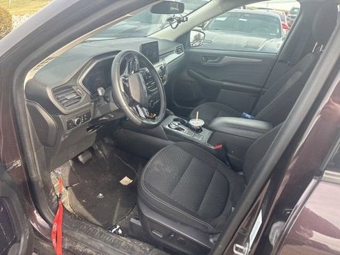 Used 2023 Ford Escape Active w/ Cold Weather Package FWD image 7