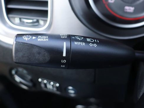 Used 2019 Dodge Charger SXT image 20