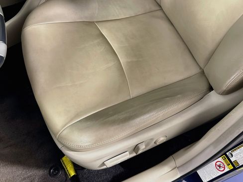 Used 2013 Toyota Prius Four FWD image 21