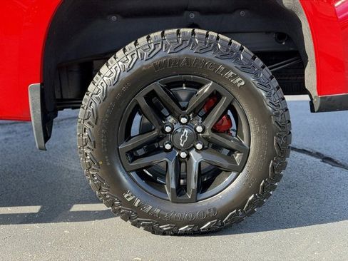 Used 2025 Chevrolet Silverado 1500 Custom Trail Boss image 10