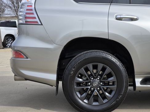 Certified 2023 Lexus GX 460 Premium image 6