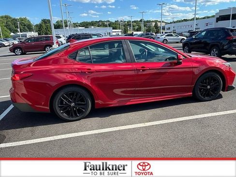 Certified 2025 Toyota Camry SE FWD image 7