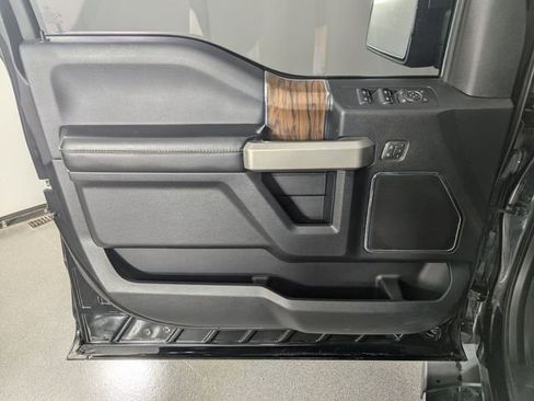 Used 2018 Ford F150 Lariat AWD/4WD image 14