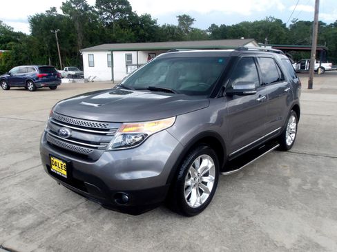 Used 2013 Ford Explorer Limited image 2