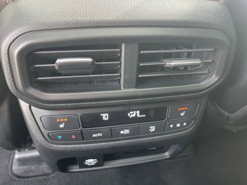 Used 2023 Honda Pilot Elite image 39