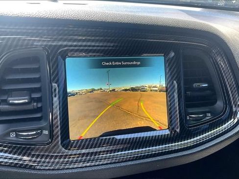 Used 2022 Dodge Challenger SXT RWD image 23