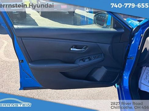 Used 2024 Nissan Sentra SV FWD image 14
