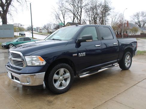 Used 2017 RAM 1500 Big Horn image 4
