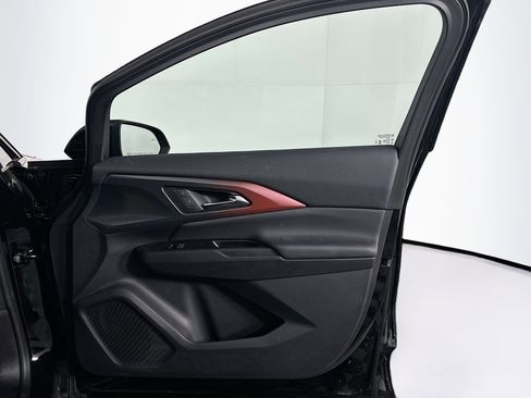 Used 2024 Chevrolet Equinox EV RS FWD image 33