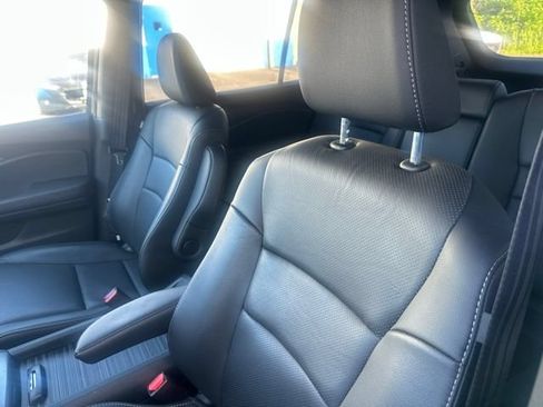 Used 2023 Honda Passport EX-L image 8