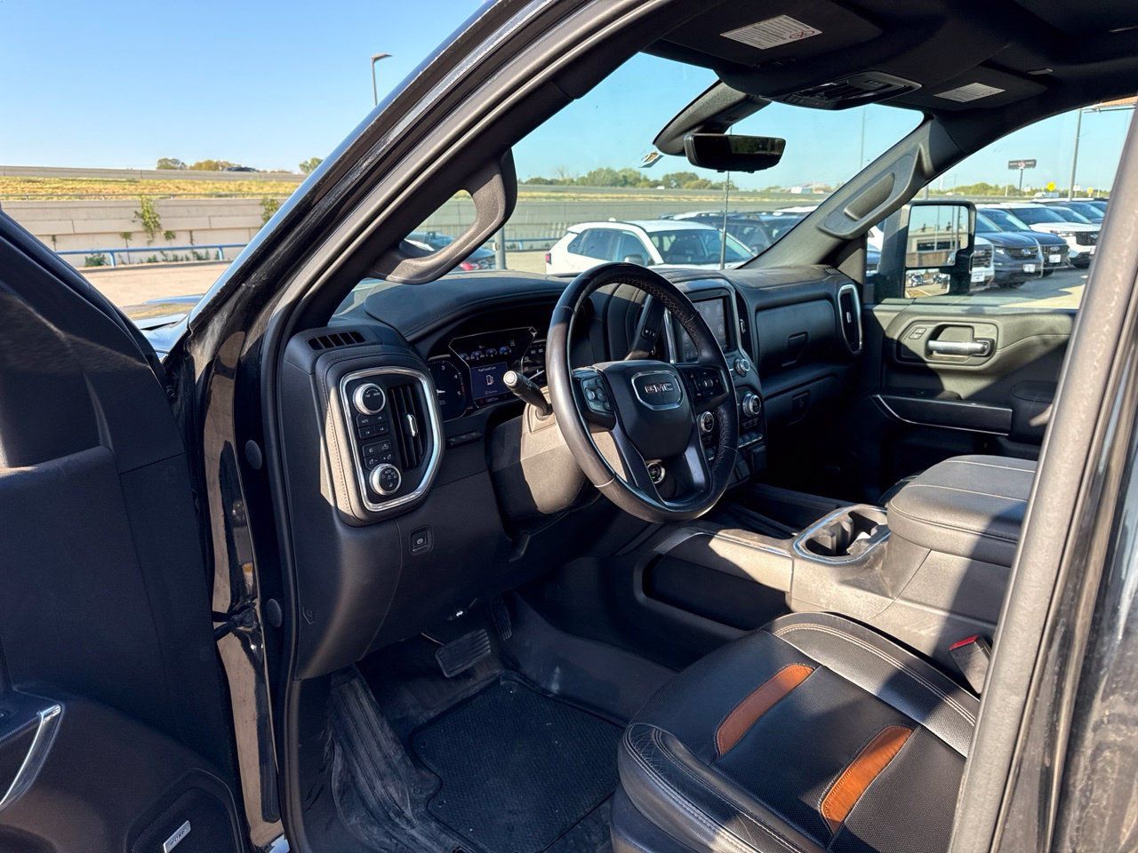 Used 2023 GMC Sierra 2500 AT4 w/ AT4 Preferred Package AWD/4WD image 20