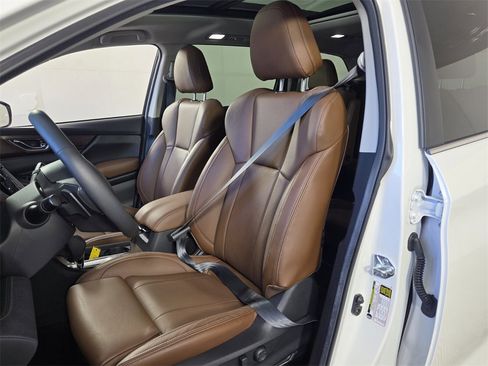 Certified 2025 Subaru Ascent Touring image 12