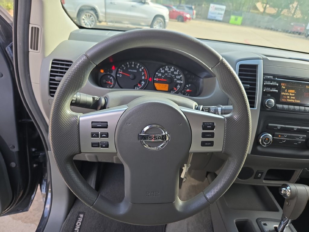 Used 2013 Nissan Frontier SV RWD image 17
