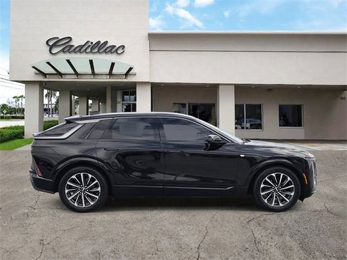 Certified 2024 Cadillac Lyriq Sport image 6