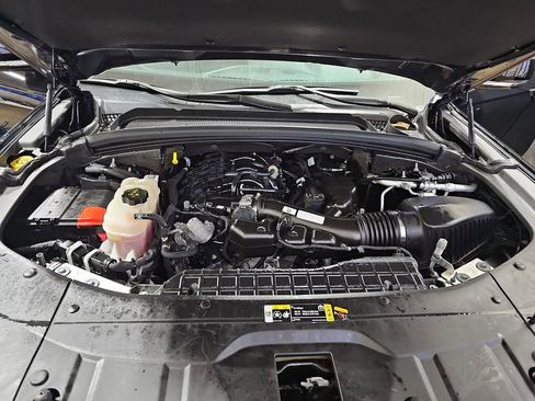 Certified 2023 Jeep Grand Cherokee Limited w/ Luxury Tech Group II image 31