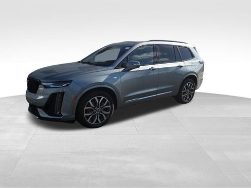 Used 2023 Cadillac XT6 Sport image 1