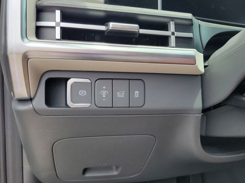 New 2025 Hyundai Santa Fe Calligraphy AWD/4WD image 12