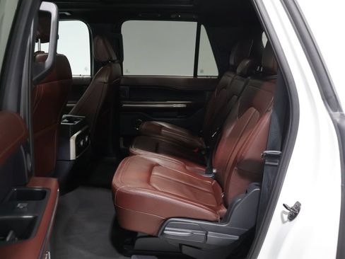 Used 2024 Ford Expedition Max Limited AWD/4WD image 18