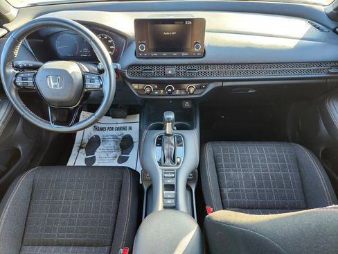 Used 2023 Honda HR-V Sport image 12