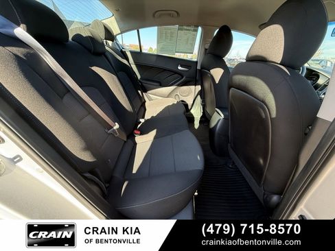 Used 2018 Kia Forte LX image 29