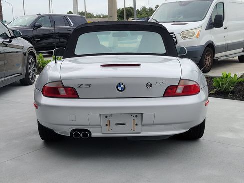 Used 2000 BMW Z3 2.5i RWD image 4