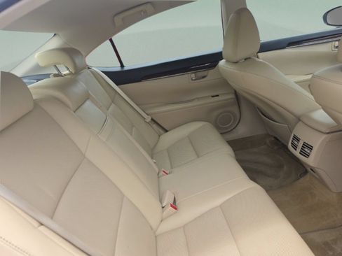 Used 2015 Lexus ES 350 w/ Premium Package FWD image 31