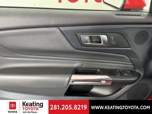 Used 2024 Ford Mustang GT Premium image 10