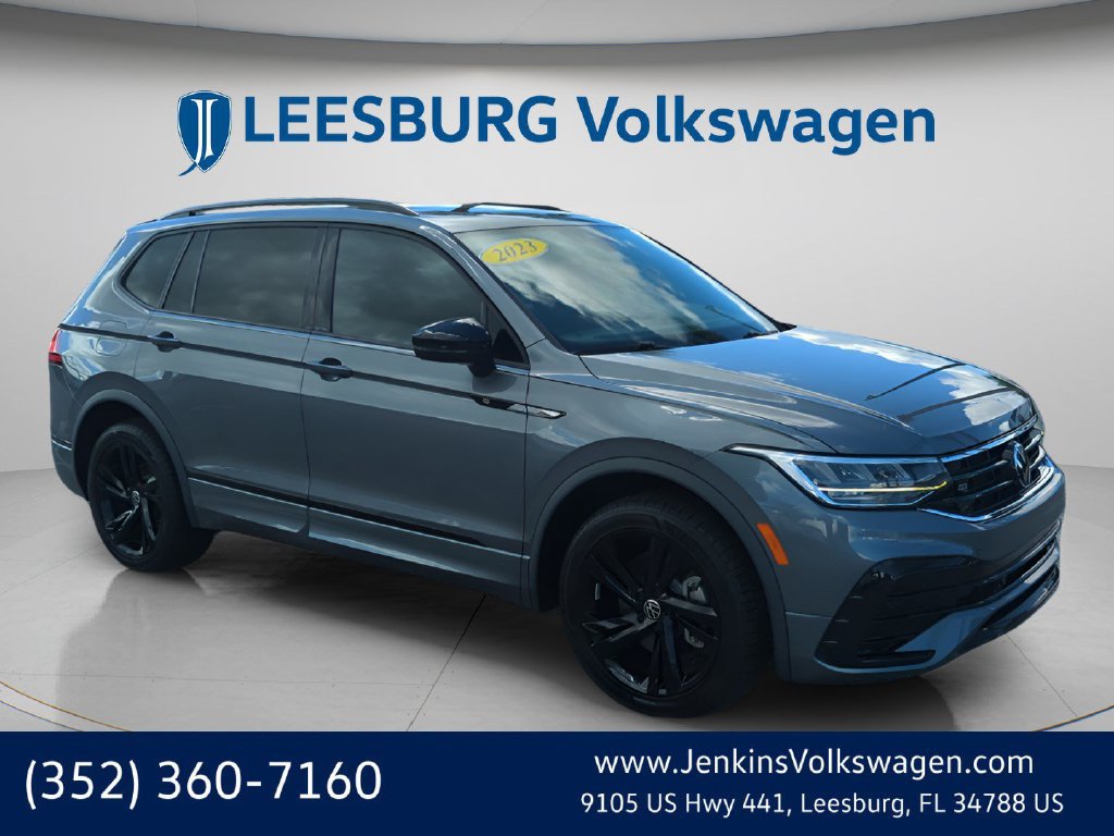 Used 2023 Volkswagen Tiguan SE R-Line FWD image 1
