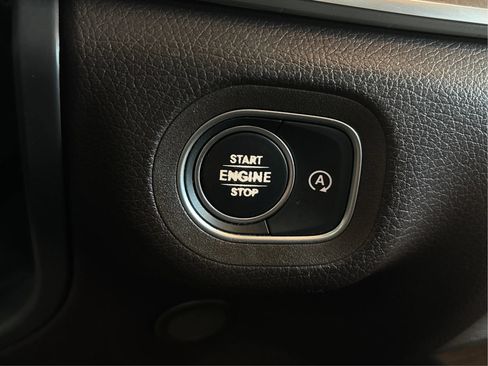 Used 2020 Mercedes-Benz GLS 450 4MATIC image 38