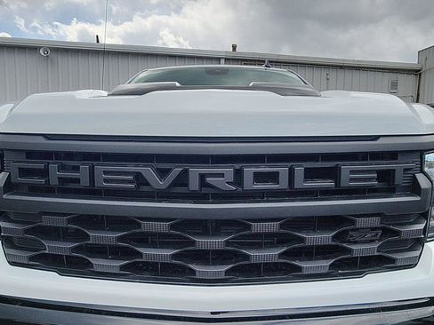 New 2026 Chevrolet Silverado 1500 Custom Trail Boss w/ LPO, Dark Essentials Package AWD/4WD image 14