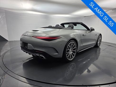 Used 2022 Mercedes-Benz SL 55 AMG 4MATIC image 4