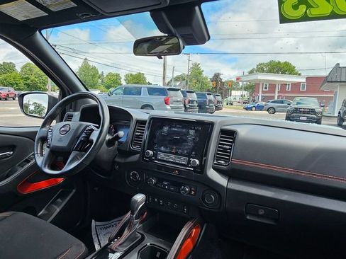 Used 2023 Nissan Frontier PRO-4X w/ Pro Convenience Package AWD/4WD image 20