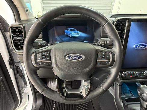 Certified 2024 Ford Ranger Lariat w/ Trailer Tow Package RWD image 11