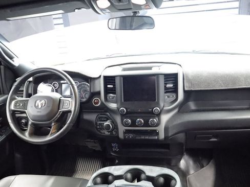 Certified 2024 RAM 2500 Tradesman w/ Chrome Appearance Group AWD/4WD image 18