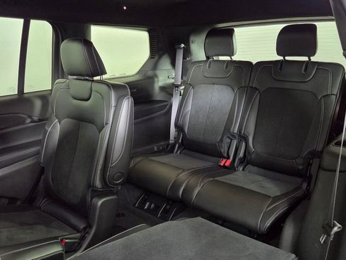 Used 2023 Jeep Grand Cherokee L Laredo AWD/4WD image 33