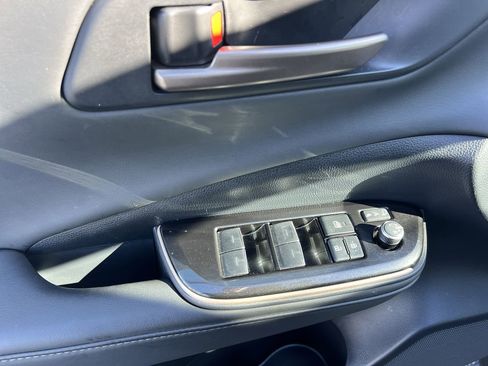 Used 2024 Toyota Crown XLE image 15