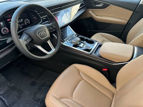 Used 2023 Audi Q8 Premium Plus AWD/4WD image 11