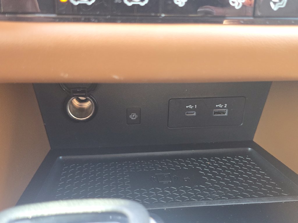 Used 2024 Nissan Pathfinder Platinum w/ Cargo Package FWD image 34