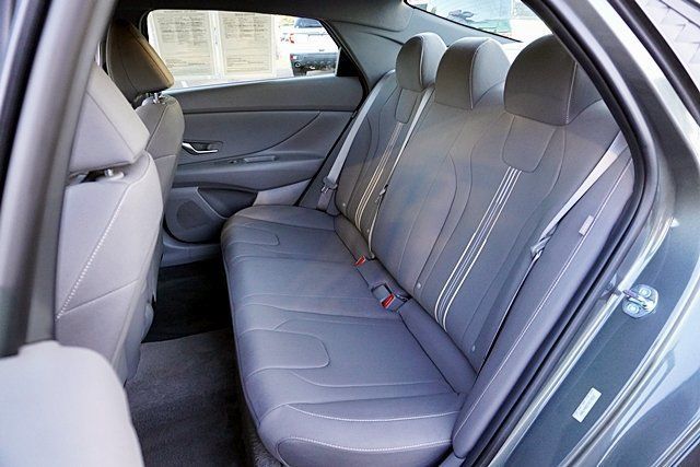 Certified 2026 Hyundai Elantra Sport FWD image 24