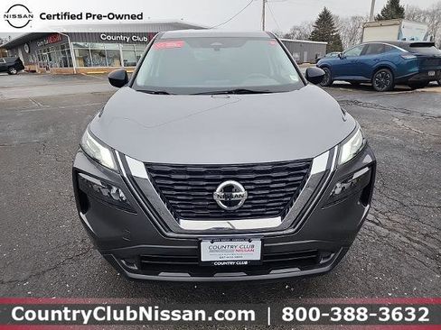 Certified 2021 Nissan Rogue S image 3