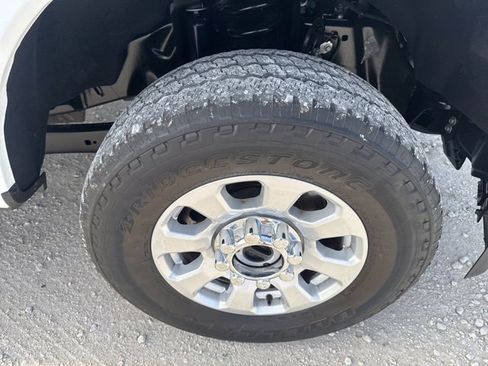 Used 2024 Ford F250 XLT w/ FX4 Off-Road Package image 28