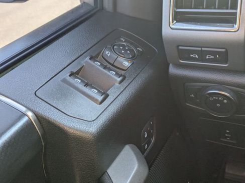 Used 2018 Ford F150 Raptor w/ Equipment Group 802A Luxury image 25