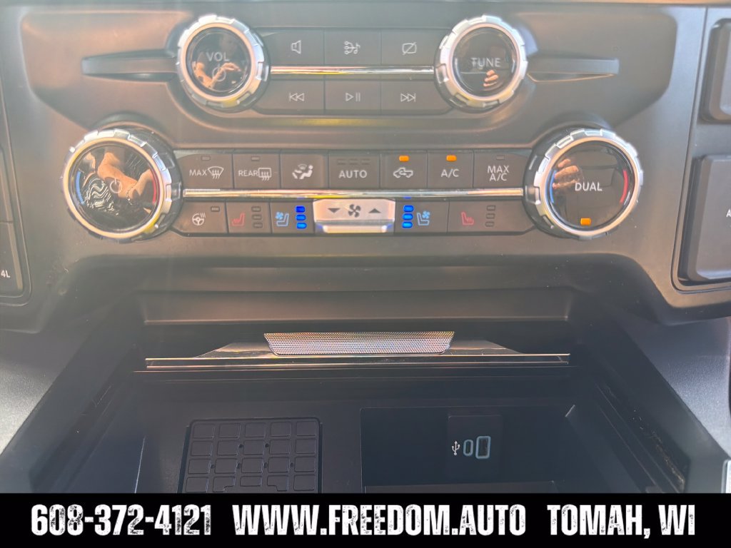 Used 2023 Ford F350 Lariat w/ Lariat Ultimate Package AWD/4WD image 20