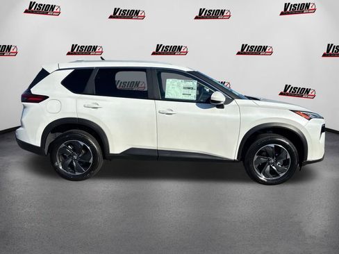 New 2026 Nissan Rogue SV w/ SV Premium Package image 4