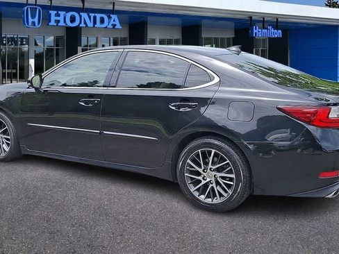 Used 2017 Lexus ES 350 w/ Navigation System Package FWD image 6